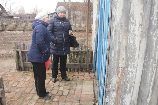 В рамках Всероссийского дня правовой помощи детям мобильная бригада посетила семьи, которые  проживают в с.Трескино и д.Карауловка