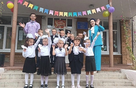 В школе с. Телегино 1 сентября прошла акция «Самолётик будущего»