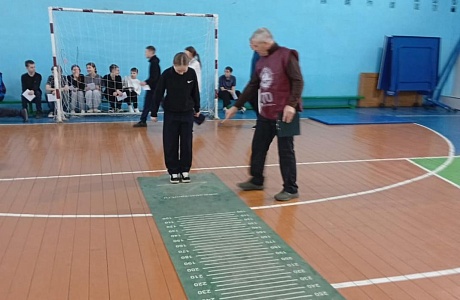 В МОУ СОШ №1 р.п.Колышлей продолжается тестирование нормативов ВФСК «ГТО» учащихся школы