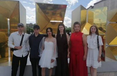 В среду, 26 июня, в киноконцертном зале «Пенза» состоялась церемония чествования выпускников общеобразовательных организаций Пензенской области В среду, 26 июня, в киноконцертном зале «Пенза» состоялась церемония чествования выпускников общеобразовательных организаций Пензенской области