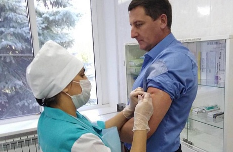 В Колышлейском районе продолжается вакцинации против гриппа
