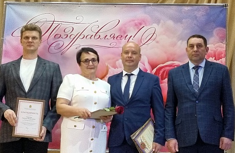 В Районном доме культуры 25 апреля состоялось торжественное мероприятие, посвященное Дню местного самоуправления. В Районном доме культуры 25 апреля состоялось торжественное мероприятие, посвященное Дню местного самоуправления.
