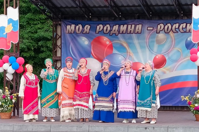 В поселке Колышлей 12 июня состоялись праздничные мероприятия, посвященные Дню России В поселке Колышлей 12 июня состоялись праздничные мероприятия, посвященные Дню России