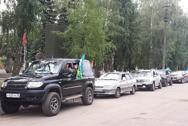 31 августа в р.п Колышлей в восьмой раз региональный автопробег десантников запаса 