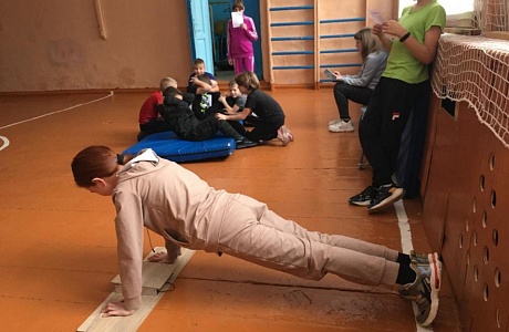 В МОУ СОШ с.Старая Потловка судьи центра ВФСК ГТО Колышлейского района 16 ноября 2022 года провели тестирование нормативов у обучающихся 2-3 ступеней В МОУ СОШ с.Старая Потловка судьи центра ВФСК ГТО Колышлейского района 16 ноября 2022 года провели тестирование нормативов у обучающихся 2-3 ступеней