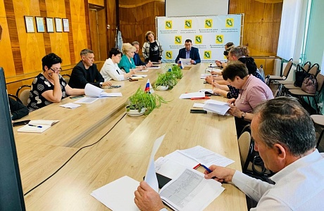 21 мая 2024 года, под председательством главы Колышлейского района Михаила Максимова состоялось заседание Совета