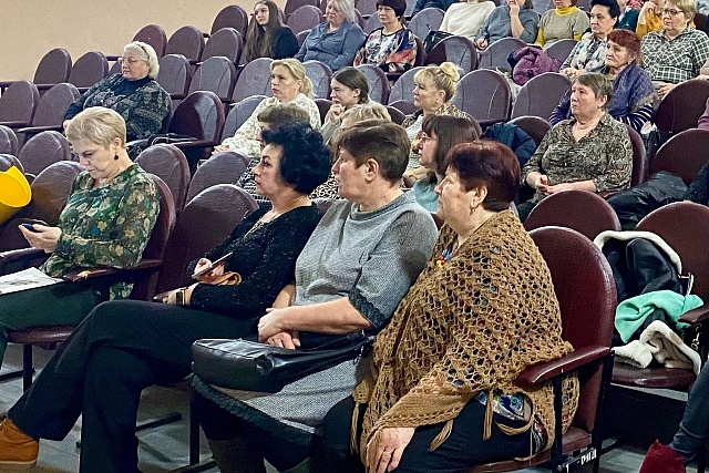 В зрительном зале РДК состоялся традиционный итоговый семинар