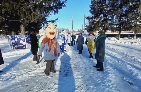 На центральной площади поселка 5 января прошел развлекательный час «Кто умеет веселиться, тот мороза не боится» На центральной площади поселка 5 января прошел развлекательный час «Кто умеет веселиться, тот мороза не боится»