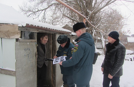 В Колышлейском районе продолжаются рейды по пожарной безопасности