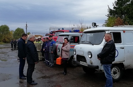 На территории Колышлейского района проведен смотр сил и средств районного звена ПТП РСЧС На территории Колышлейского района проведен смотр сил и средств районного звена ПТП РСЧС