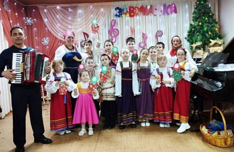 В МБОУ ДО ДШИ Колышлейского района 24 декабря прошёл фестиваль народной музыки «Завалинка»