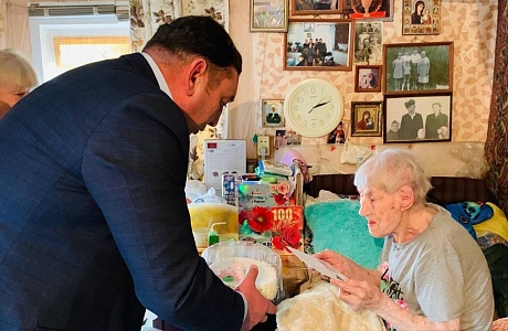 Сегодня свой 100 - летний юбилей отмечает жительница села Трескино Анастасия Федоровна Волчкова