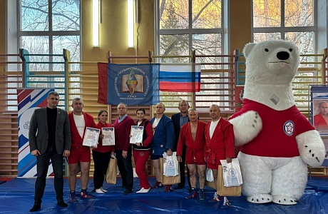 20 ноября в гимнастическом зале Института физической культуры и спорта ПГУ состоялся финал Регионального конкурса профессионального мастерства «Лучший педагог самбо-2025 в Пензенской области»