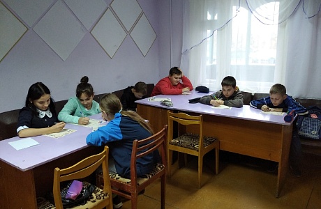 Дом детского творчества присоединился ко Всероссийской акции "Письмо солдату" в рамках "Урока мужества"