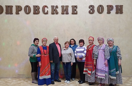Творческий коллектив художественной самодеятельности филиала №1 МУК МЦРДК р.п. Колышлей 5 декабря  провел концертную программу «Зимняя карусель»