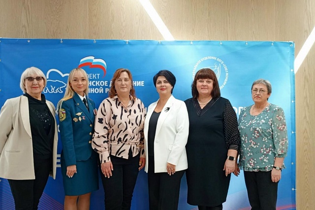 Делегация Колышлейского района 14 ноября приняла участие в межрегиональном женском форуме "Женщина- опора мира" Делегация Колышлейского района 14 ноября приняла участие в межрегиональном женском форуме "Женщина- опора мира"