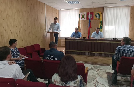 Исполняющий полномочия Главы Колышлейского района Михаил Максимов провел расширенное оперативное совещание Исполняющий полномочия Главы Колышлейского района Михаил Максимов провел расширенное оперативное совещание