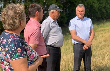Сегодня, 3 августа 2022 года, глава администрации Колышлейского района Вильдан Узбеков посетил сельскохозяйственное предприятие ООО «ТрастАгро Нива-2"