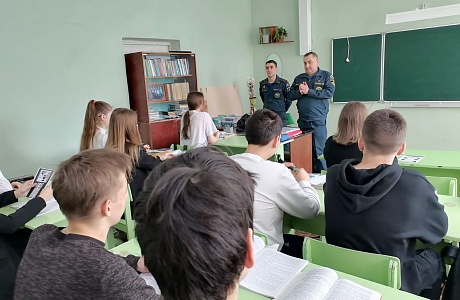  На базе школ в р.п. Колышлей 30 мая 2023 года были проведены беседы с персоналом образовательного учреждения и с учащимися данных образовательных учреждений