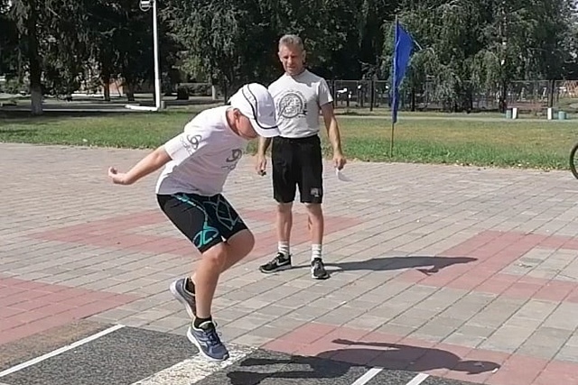 В августе 2022 года МБОУ ДО «ДЮСШ Колышлейского района» провела 9 этап летнего фитнес-марафона «Игры ГТО»