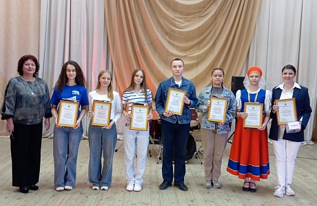В районном доме культуры 27 июня состоялась концертно-танцевальная программа «Новое поколение», посвященная Дню молодежи