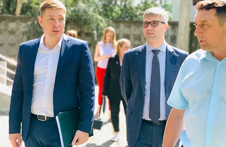 В рамках рабочего визита в Колышлейский район посетила делегация Роструда и Федерального центра компетенций в сфере занятости