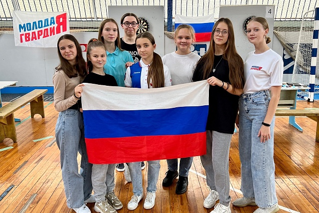 Молодогвардейцы Колышлейского района 1 октября провели спортивно-патриотическую акцию Молодогвардейцы Колышлейского района 1 октября провели спортивно-патриотическую акцию