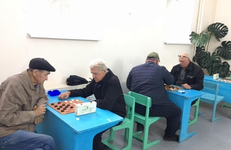В ДЮСШ р.п.Колышлей 12 июня 2023 года проведен турнир по русским шашкам среди мужчин, посвящённый Дню России