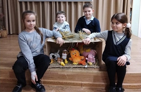 В районной библиотеке в клубе «Читай-ка» 27 февраля 2024 года прошёл фольклорный час «Герои русских сказок»