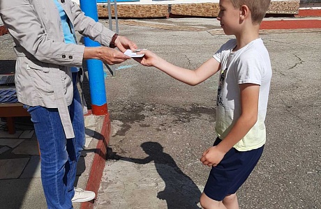 12 июня 2021 года в МОУ СОШ с.Красная Горка прошло торжественное вручение знаков ВФСК ГТО 