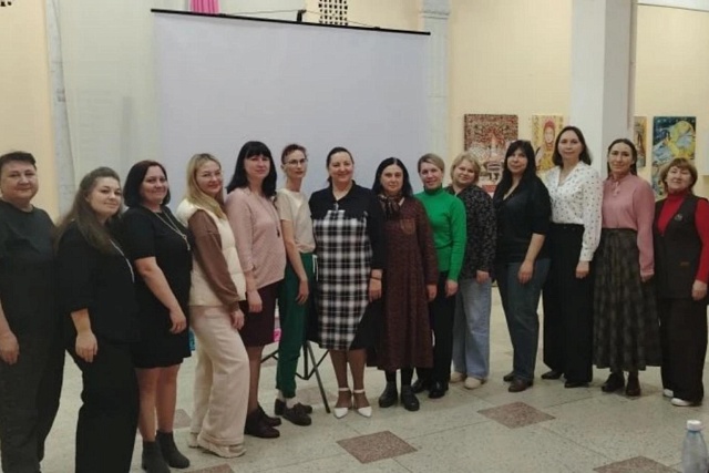 С 6 по 9 апреля Александра Сураева прошла курсы повышения квалификации «Технология грантового проектирования. Опыт, идет, реализация» С 6 по 9 апреля Александра Сураева прошла курсы повышения квалификации «Технология грантового проектирования. Опыт, идет, реализация»