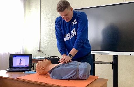 В Колышлейском районе продолжается обучение навыкам оказания первой помощи пострадавшим В Колышлейском районе продолжается обучение навыкам оказания первой помощи пострадавшим