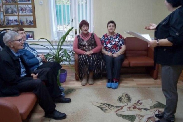 В рамках заседания клуба пожилых людей «Вечерка» прошло заседание клуба «Литературная гостиная» В рамках заседания клуба пожилых людей «Вечерка» прошло заседание клуба «Литературная гостиная»