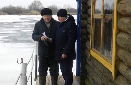 В Колышлейском районе проходят рейды по безопасности нахождения людей на водных объектах в зимний период В Колышлейском районе проходят рейды по безопасности нахождения людей на водных объектах в зимний период