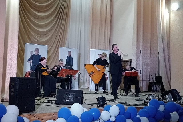 В районном Доме культуры 14 ноября состоялся концерт Губернаторского ансамбля СТАРГОРОД