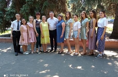 Губернский праздник «Медалист-2021» состоялся на Театральной площади Пензы в среду, 23 июня 2021 года. Губернский праздник «Медалист-2021» состоялся на Театральной площади Пензы в среду, 23 июня 2021 года.