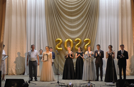 В Колышлейском районе 25 июня 2022 года прошли выпускные вечера В Колышлейском районе 25 июня 2022 года прошли выпускные вечера