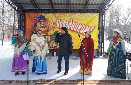 В поселке Колышлей 2 марта состоялись народные гулянья - «Проводы русской зимы. Широкая Масленица»
