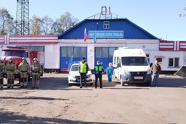 В р.п. Колышлей прошло тактико - специальное учение по выполнению аварийно — спасательных работ при ликвидации последствий дорожно — транспортных происшествий