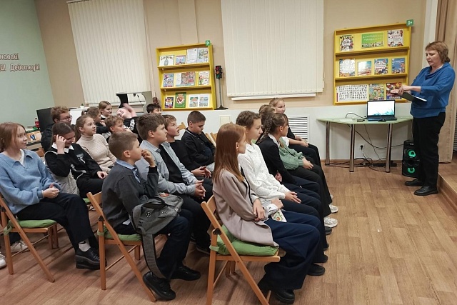 В районной библиотеке на часе общения «Когда я вырасту, то стану…» 11 октября побывали шестиклассники СОШ №2