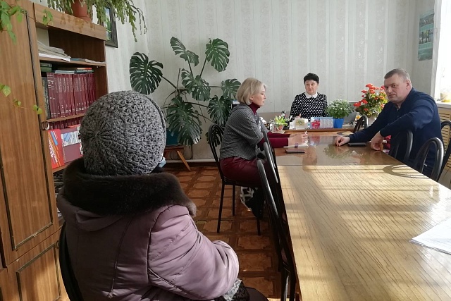 В Регион-центре 25 марта прошел прием граждан по вопросам ЖКХ