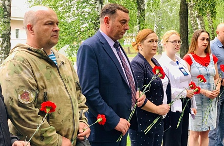 Рабочая группа филиала фонда «Защитники Отечества» в Пензенской области с рабочим визитом посетила Колышлейский район Рабочая группа филиала фонда «Защитники Отечества» в Пензенской области с рабочим визитом посетила Колышлейский район