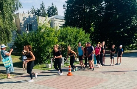 9 июля 2022 года на центральной площади р.п.Колышлей был проведён 3 этап фитнес-марафона «Сделай свою жизнь ярче – выбирай спорт!»