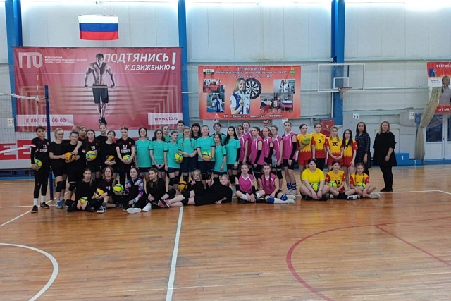 17 января 2023 года в ФОКе "Олимп" р.п.Колышлей прошло Первенство Пензенской области по волейболу