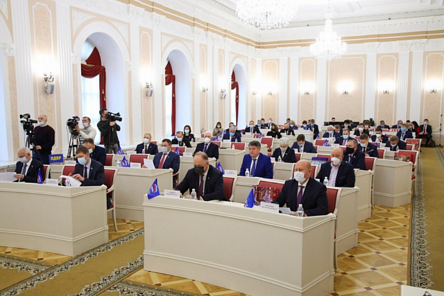 Депутаты Законодательного собрания приняли закон о внесении изменений в патентную систему налогообложения на территории Пензенской области Депутаты Законодательного собрания приняли закон о внесении изменений в патентную систему налогообложения на территории Пензенской области