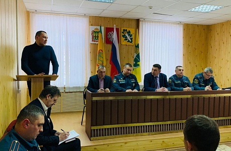 В Администрации Колышлейского района 12 января прошло  внеочередное заседания комиссии по предупреждению и ликвидации последствий чрезвычайных ситуаций